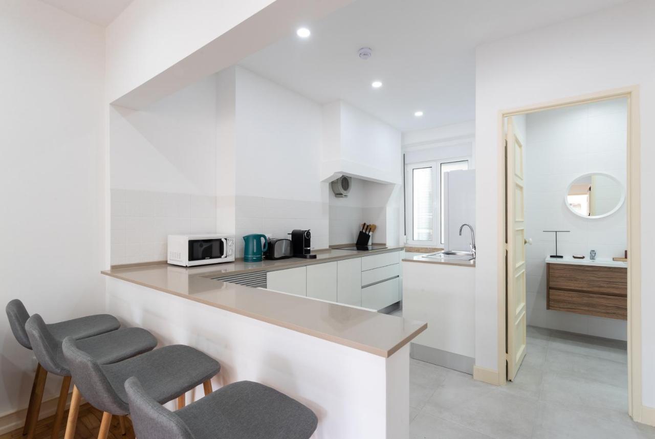 Flh Downtown Central Flat With Balcony 리스본 외부 사진