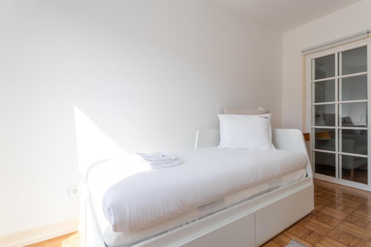 Flh Downtown Central Flat With Balcony 리스본 외부 사진